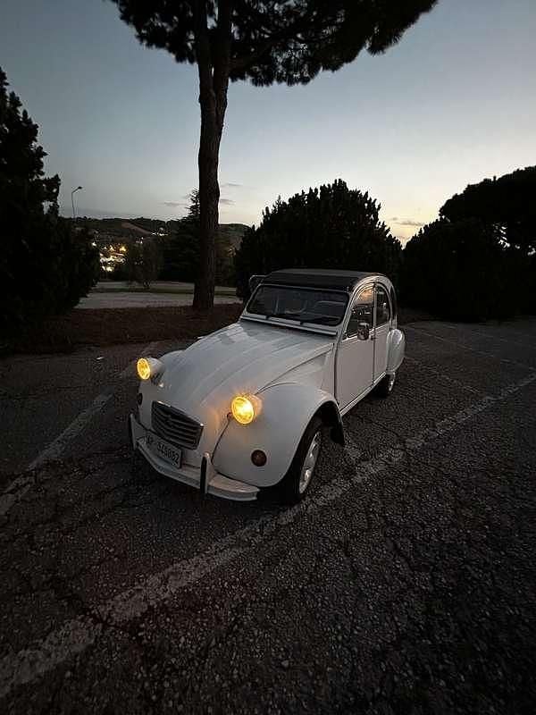 Usata Citroën 2CV 29 CV (21 kW) 1988 Berlina