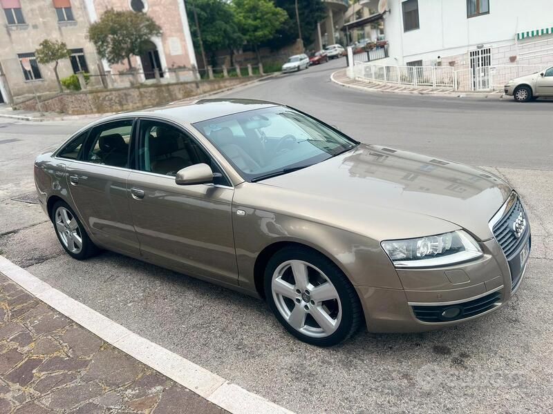 Usata 2007 Audi A6 Comfort Tre volumi | 5350 € (Buon prezzo) - Immagine 1/4