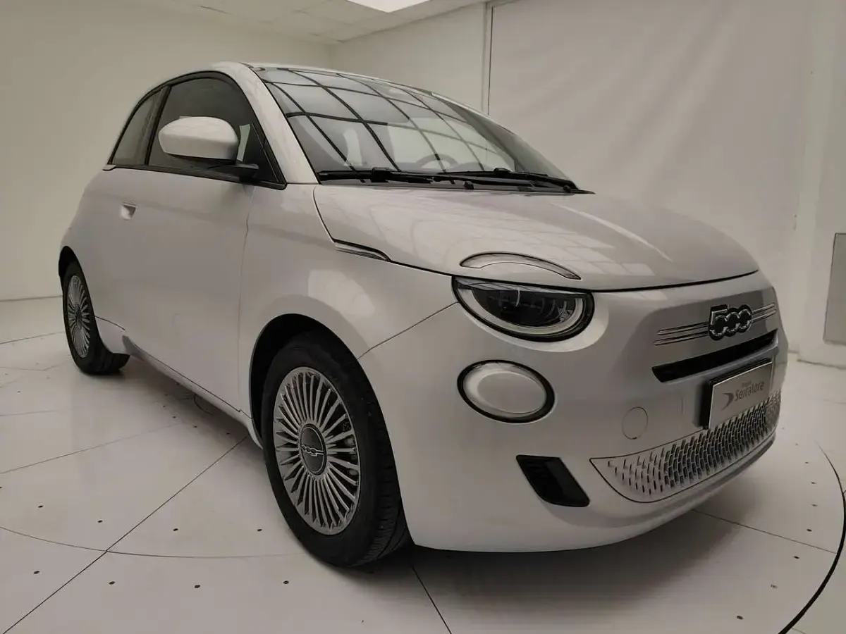 Nuova Fiat 500 65 CV (47 kW) 2025 Blu/azzurro Berlina