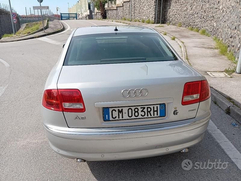 Usata Audi A8 360 CV (264 kW) 2006 Grigio Berlina