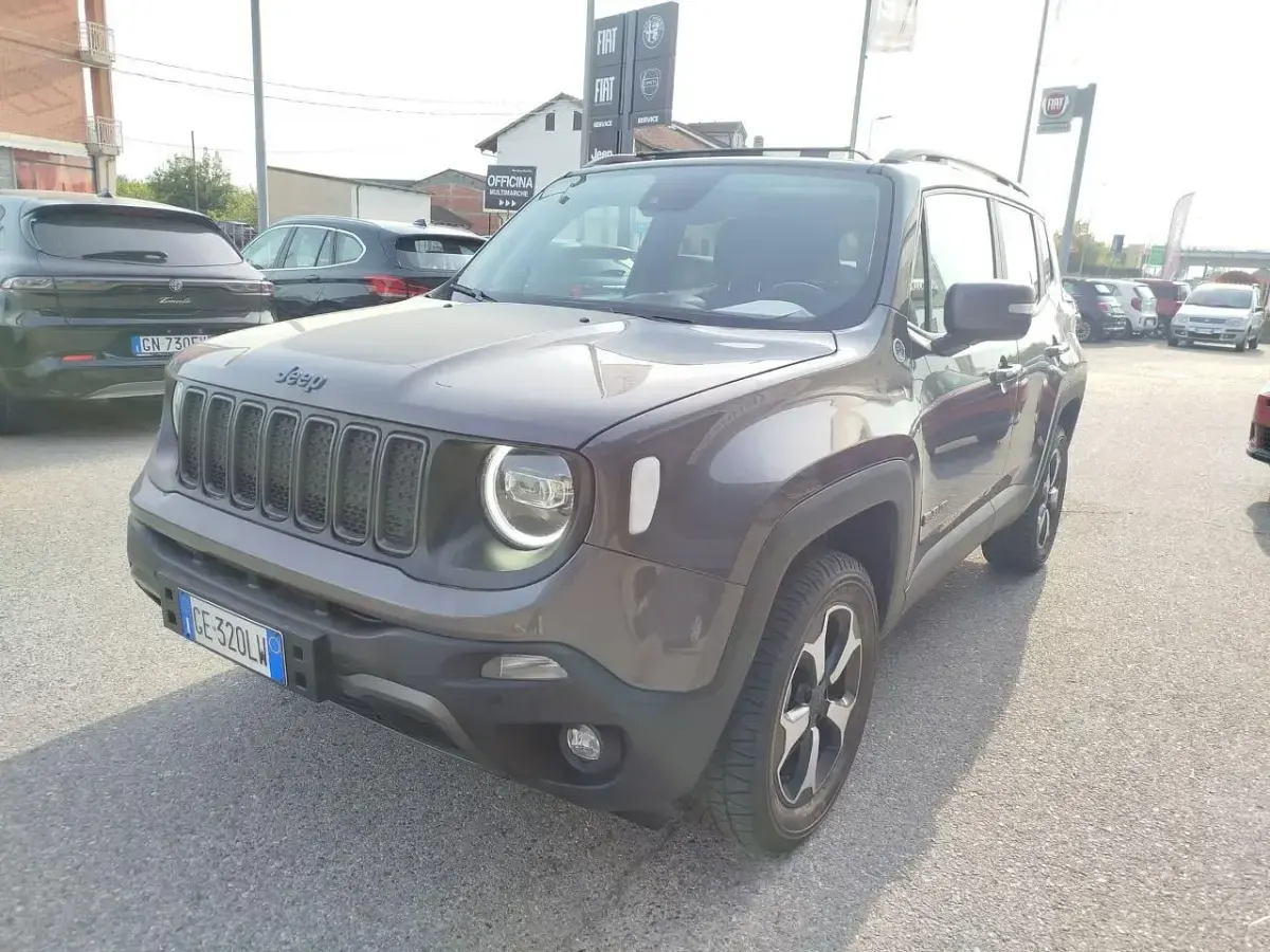 Usata Jeep Renegade Trailhawk 240 CV (176 kW) 2021 Grigio SUV