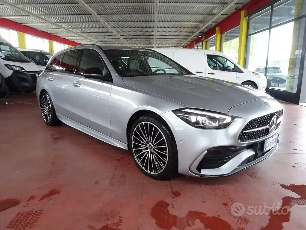 Usata Mercedes C300 AMG line 265 CV (194 kW) 2024 Grigio Station wagon