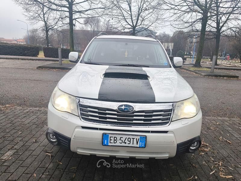 Usata Subaru Forester Comfort 147 CV (108 kW) 2010 Bianco SUV