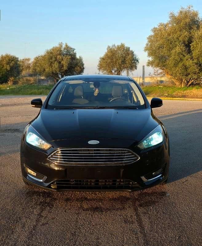 Usata Ford Focus Titanium S 120 CV (88 kW) 2015 Nero Berlina