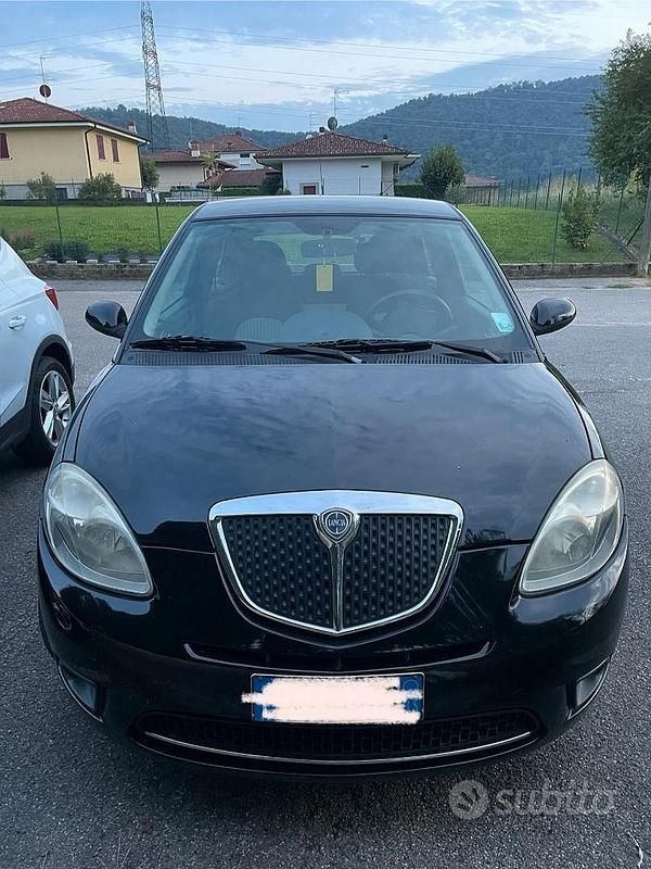 Nero Usata 2008 Lancia Ypsilon Due volumi | 2800 € - Immagine 1/4