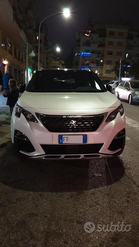 Bianco Usata 2018 Peugeot 3008 GT-line Tre volumi | 18.000 € (Buon prezzo) - Immagine 1/4