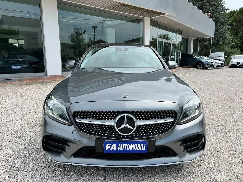 Usata Mercedes C220 Premium 194 CV (142 kW) 2019 Grigio Berlina