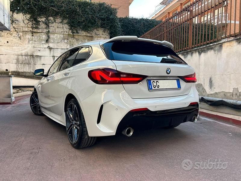 Usata BMW 118 M Sport 150 CV (110 kW) 2021 Bianco Utilitaria