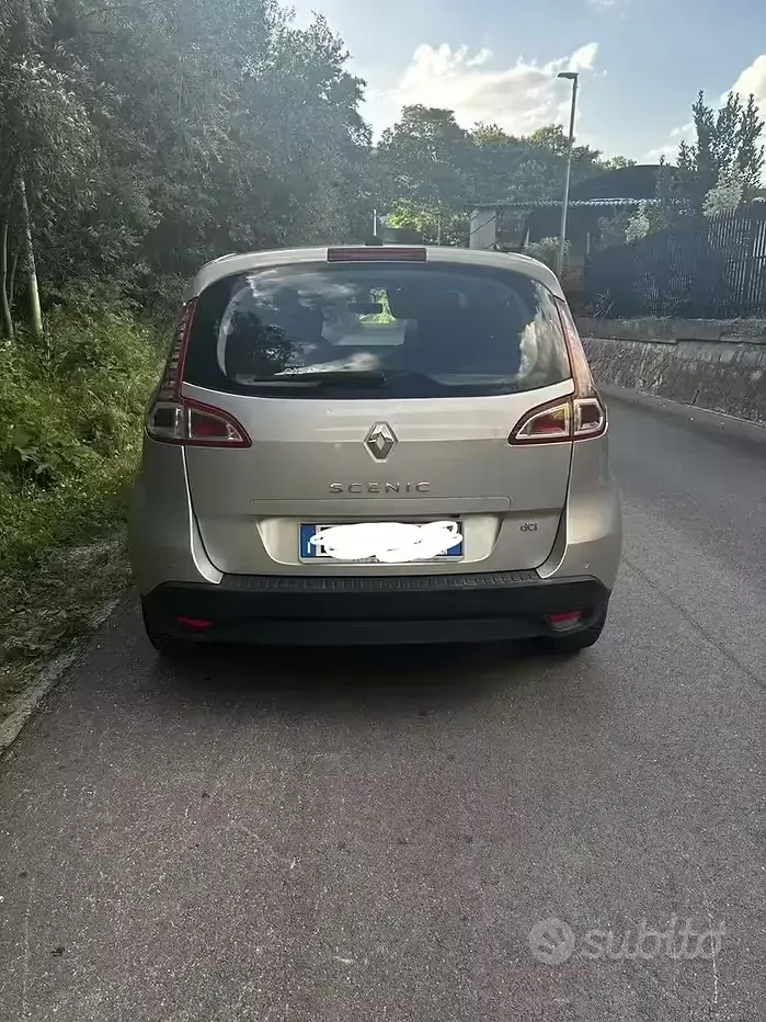 Usata Renault Scenic E-Tech 110 CV (80 kW) 2011 Grigio Monovolume
