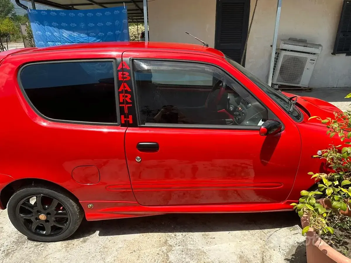 Usata Fiat 600 54 CV (39 kW) 1999 Rosso