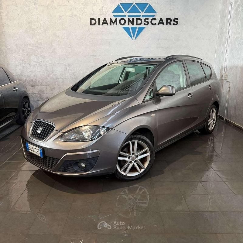 Usata Seat Altea XL 105 CV (77 kW) 2015 Grigio Monovolume