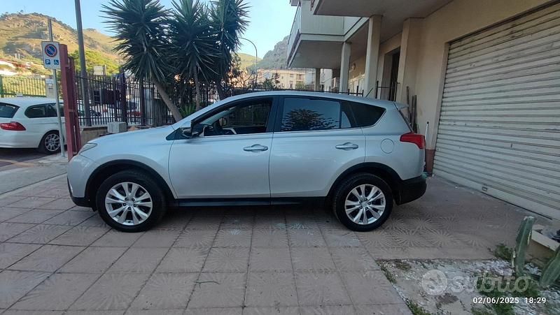 Usata Toyota RAV4 150 CV (110 kW) 2013 Grigio SUV
