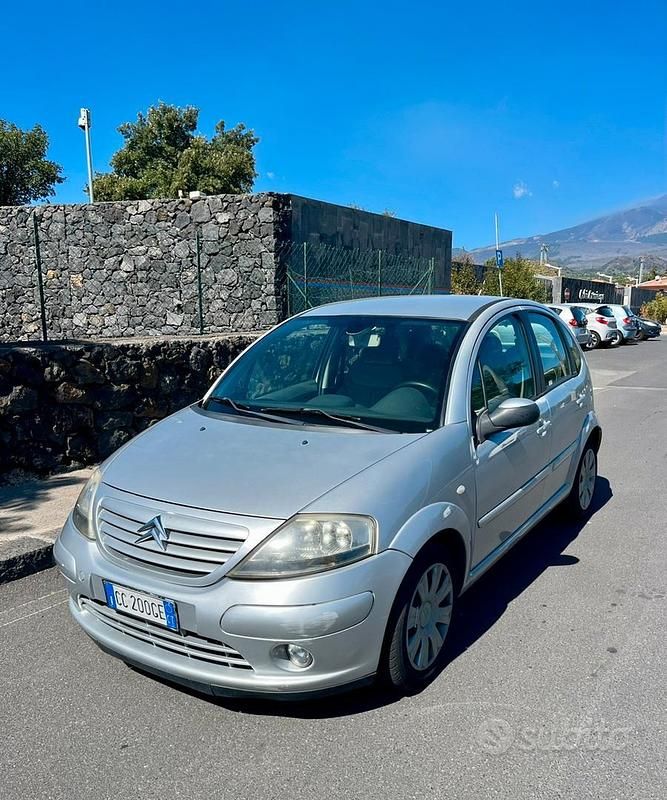 Usata 2002 Citroën C3 Due volumi | 2000 € (Cara) - Immagine 1/4