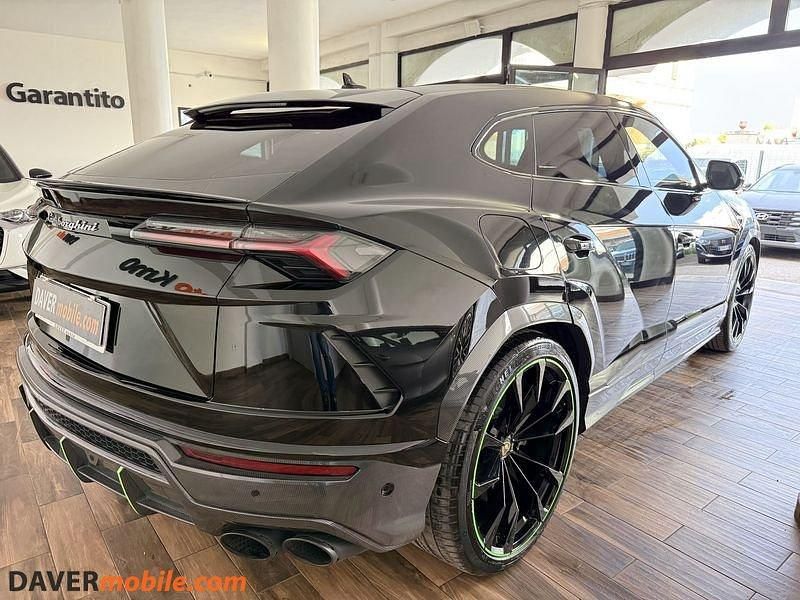 Usata Lamborghini Urus 650 CV (478 kW) 2020 Nero SUV