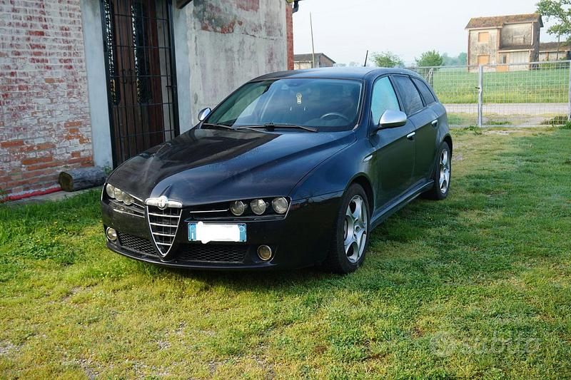Usata Alfa Romeo 159 170 CV (125 kW) 2009 Nero Station wagon