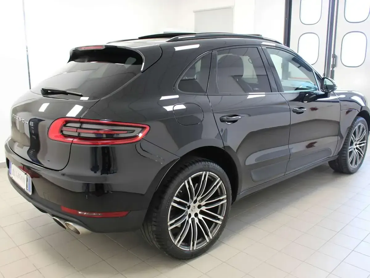 Usata Porsche Macan 250 CV (183 kW) 2017 Nero SUV