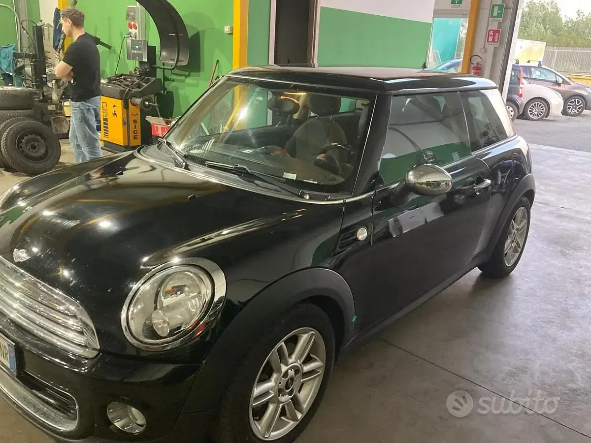 Occasion Mini ONE 75 ch (55 kW) 2011 Noir Citadine