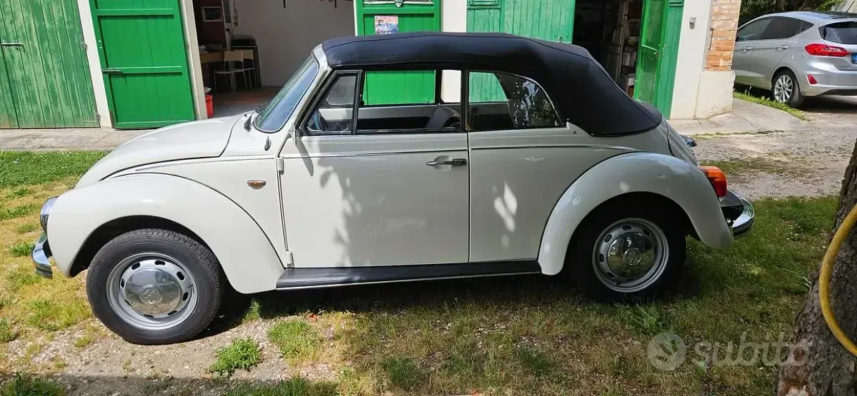 Usata VW Käfer 300 CV (220 kW) 1970 Cabrio