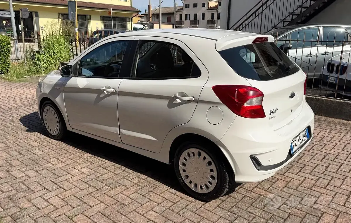 Usata Ford Ka Plus 71 CV (52 kW) 2018 Bianco Utilitaria