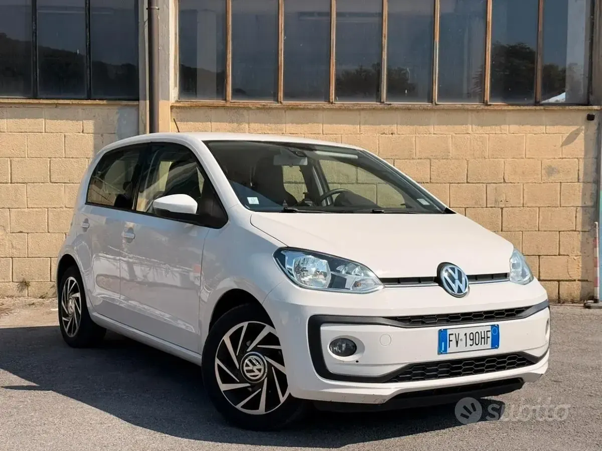 Usata VW up! Move 60 CV (44 kW) 2019 Bianco Utilitaria