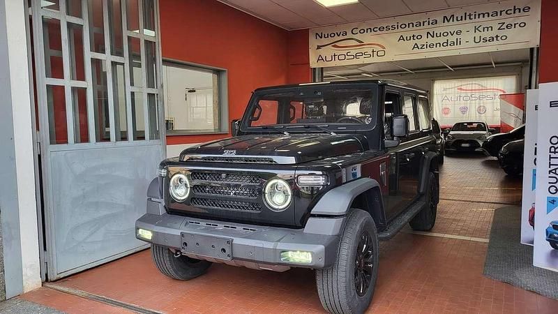 Nuova EMC 212 218 CV (160 kW) 2025 Nero SUV