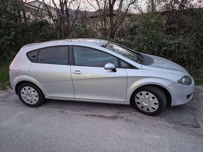Usata Seat Leon Reference 105 CV (77 kW) 2007 Utilitaria