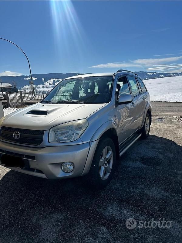 Usata Toyota RAV4 2004 Grigio SUV