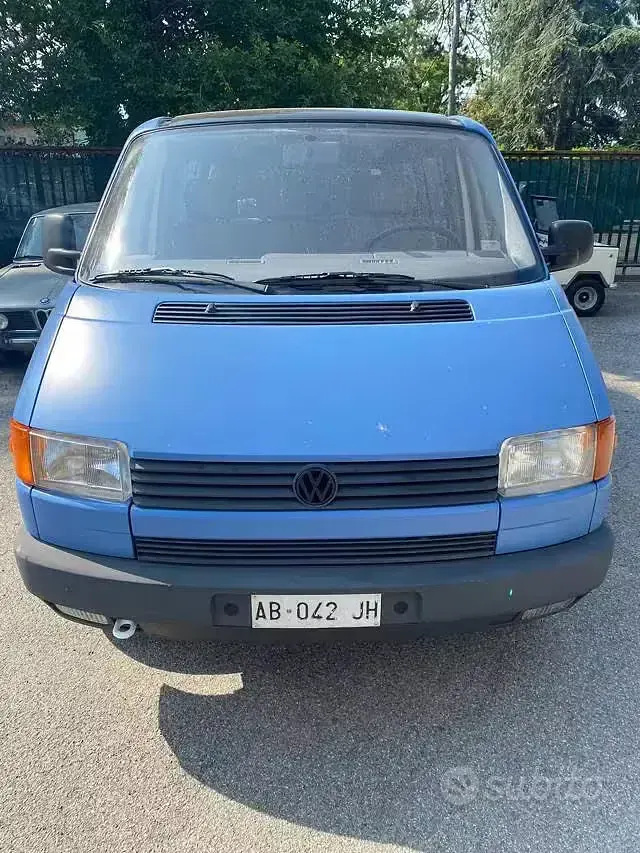 Usata VW T4 68 CV (50 kW) 1994 Bluazzurro Furgone