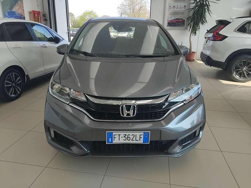 Usata Honda Jazz Trend 102 CV (75 kW) 2018 Polished metallic Utilitaria