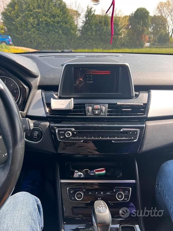 Usata BMW 218 150 CV (110 kW) 2015 Blu Monovolume