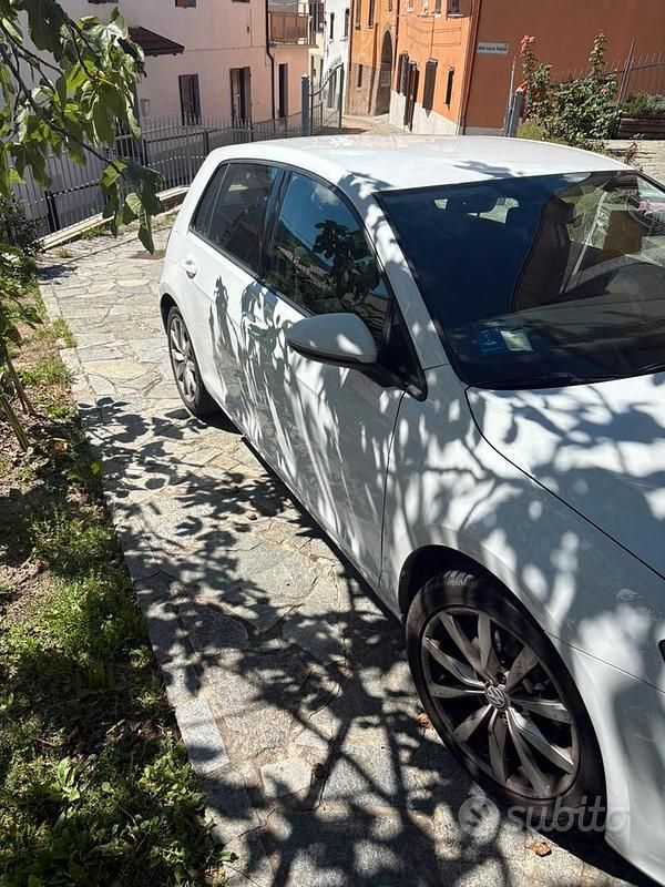 Usata VW Golf VII 110 CV (80 kW) 2013 Bianco Berlina