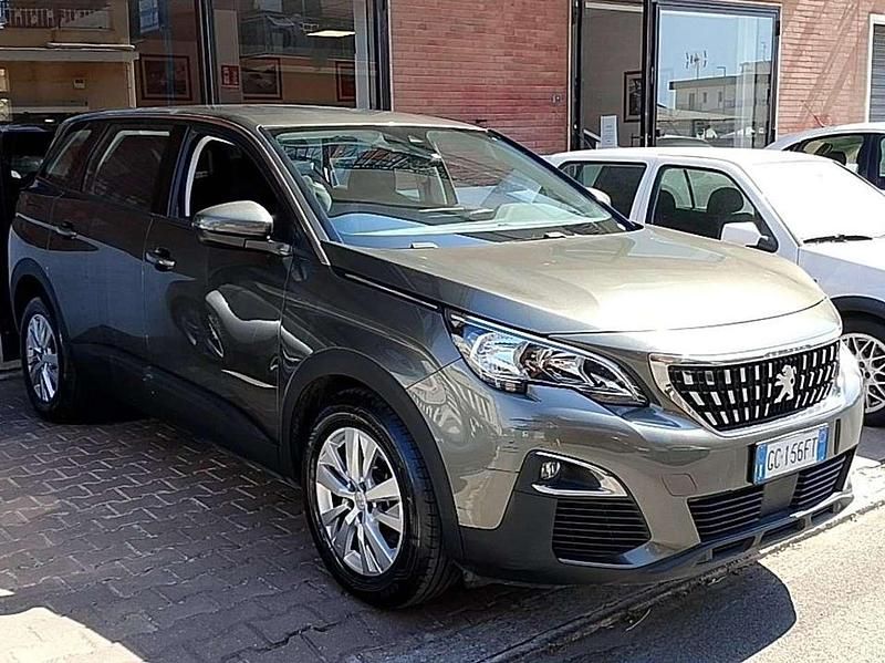 Usata Peugeot 5008 S 131 CV (96 kW) 2020 Grigio Monovolume