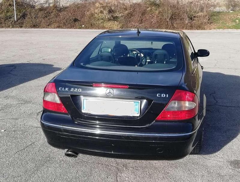 Usata Mercedes CLK220 Avantgarde 150 CV (110 kW) 2008 Coupé