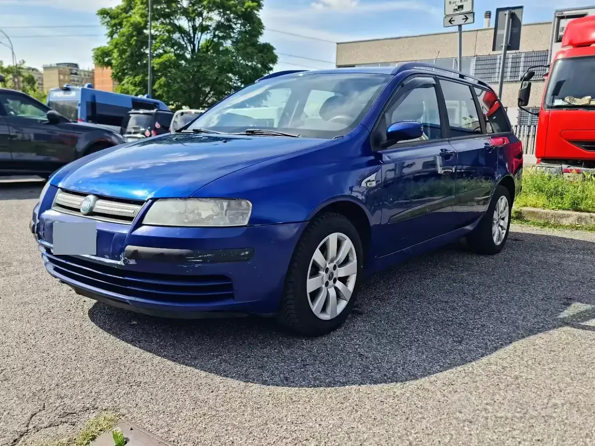 Usata Fiat Stilo 120 CV (88 kW) 2007 Blu Station wagon
