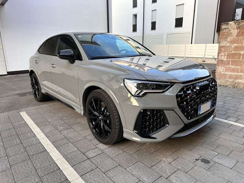 Usato 2019 Audi RS Q3 2.5 Benzin 400 CV (56.900 €)