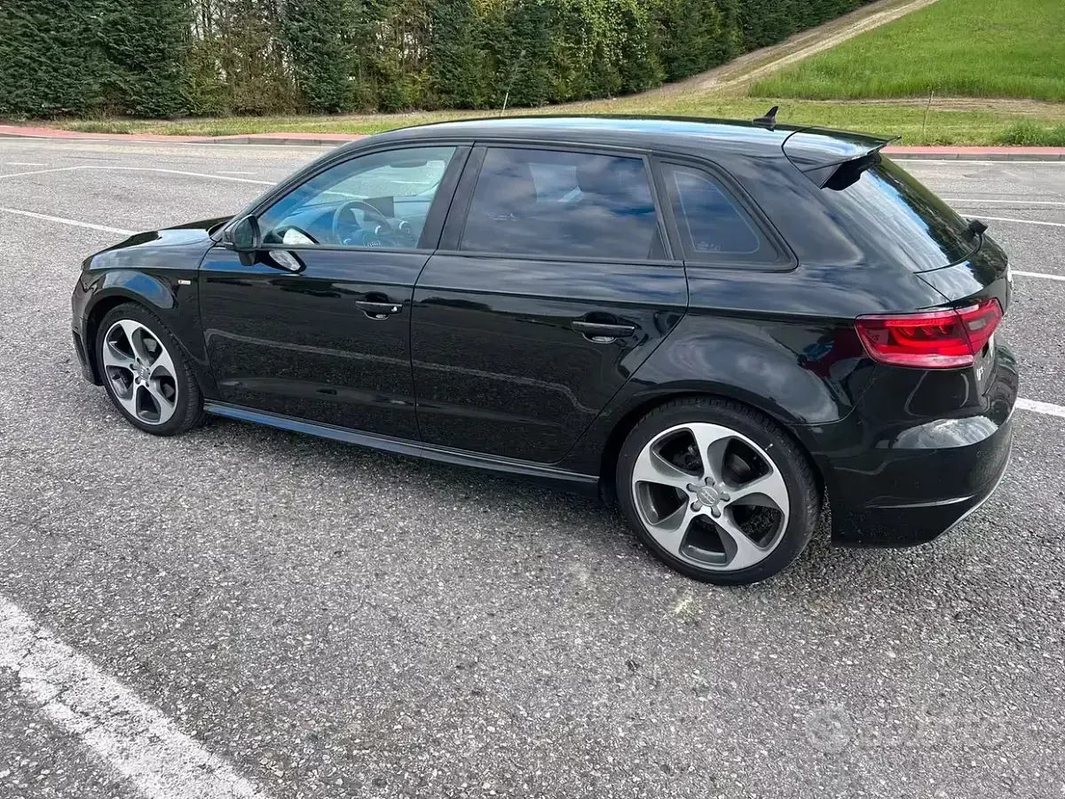 Usata Audi A3 S-Line 116 CV (85 kW) 2017 Nero Berlina