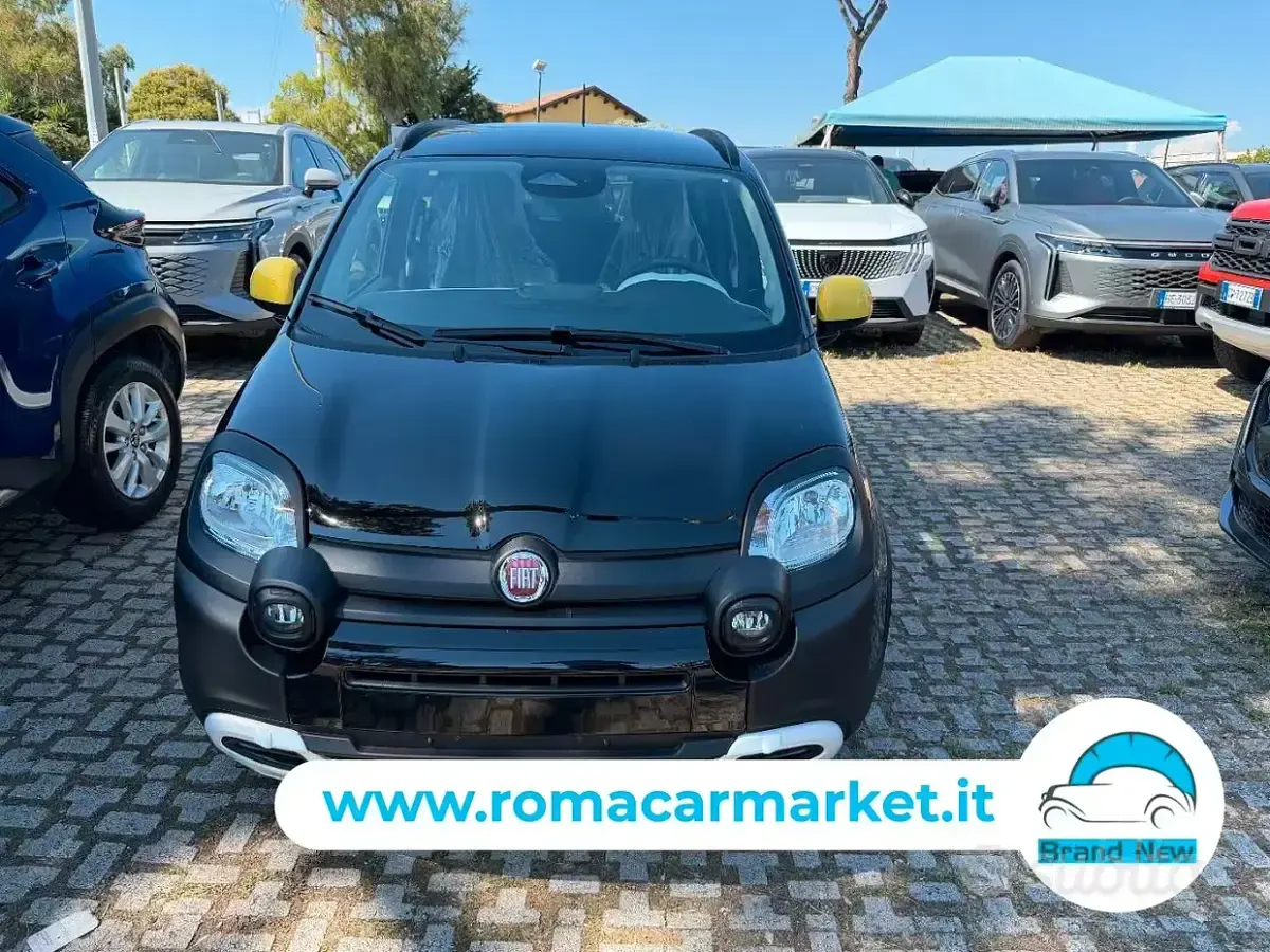 Nuova Fiat Panda Cross Cross 65 CV (47 kW) 2026 Nero Utilitaria