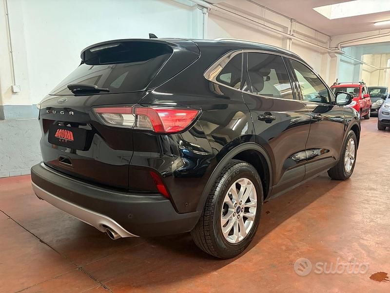 Usata Ford Kuga Titanium 150 CV (110 kW) 2020 Nero SUV