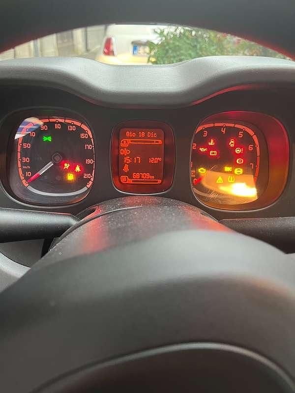 Usata Fiat Panda Lounge 69 CV (50 kW) 2020 Grigio Utilitaria