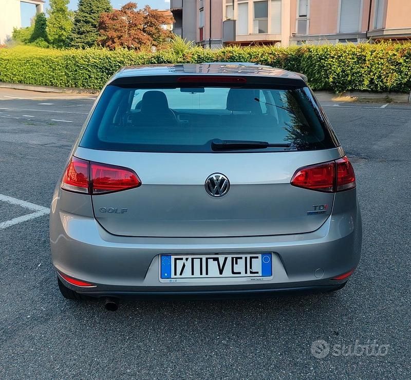 Usata VW Golf VII Comfortline 105 CV (77 kW) 2013 Berlina