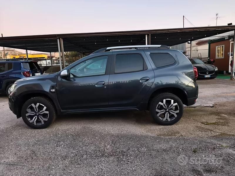 Usata Dacia Duster Journey 150 CV (110 kW) 2022 Grigio SUV