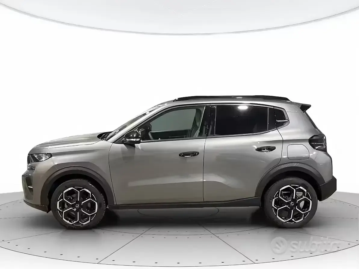 Usata Citroën C3 PureTech 101 CV (74 kW) 2025 Grigio SUV