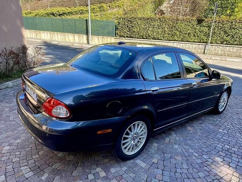 Usata Jaguar X-type Premium Luxury 145 CV (106 kW) 2009 Berlina