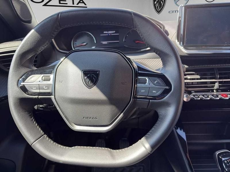 Usata Peugeot 2008 Active 100 CV (73 kW) 2024 Bianco SUV