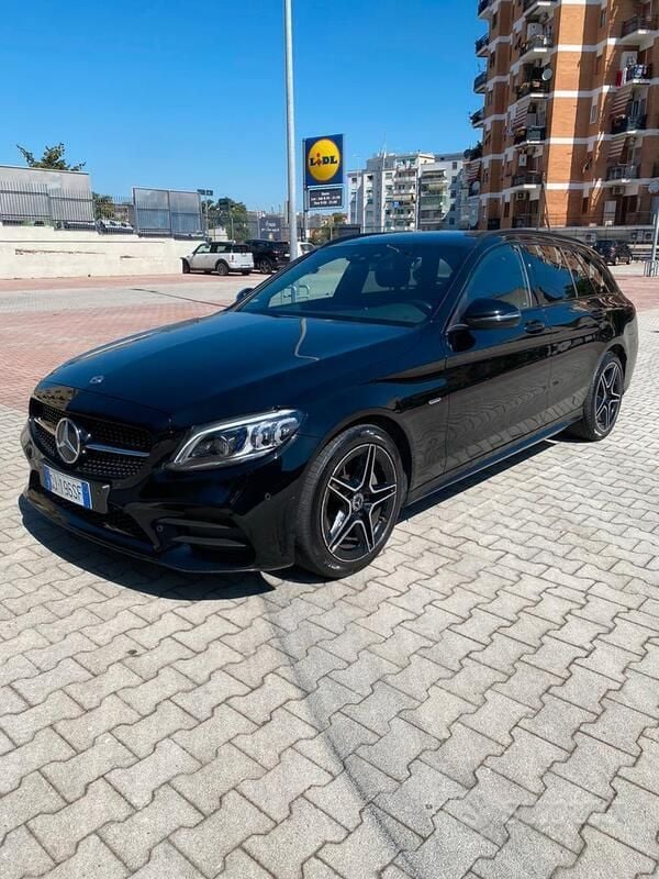 Nero Usata 2021 Mercedes C220 Premium Station wagon | 24.500 € (Ottimo prezzo) - Immagine 1/4