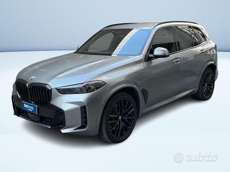 Usata BMW X5 M Sport 297 CV (218 kW) 2024 Grigio SUV