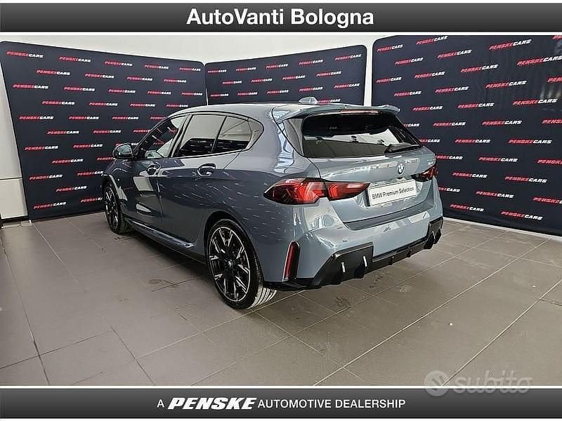 Usata BMW 118 M Sport 150 CV (110 kW) 2025 Grigio Utilitaria