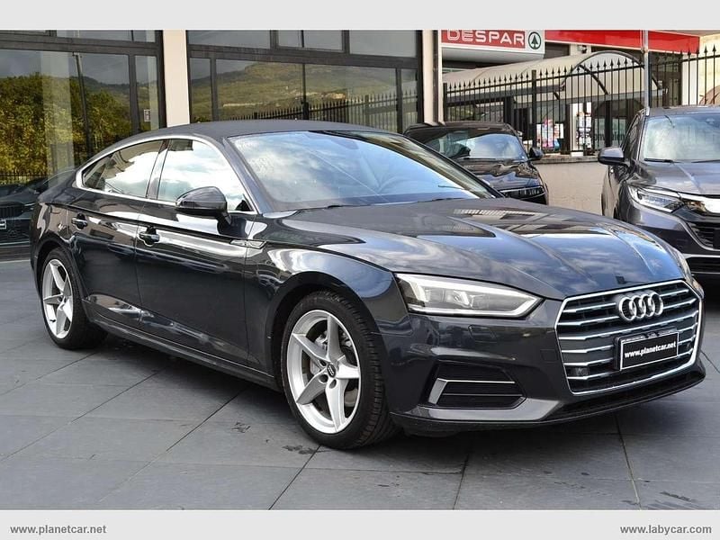 Usata Audi A5 Design 190 CV (139 kW) 2019 Grigio Coupé