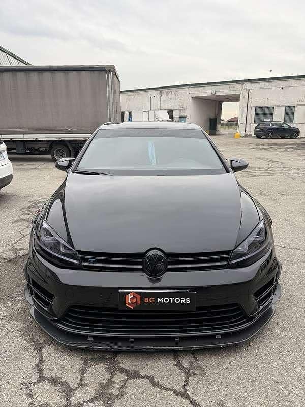 Usata VW Golf VII R 300 CV (220 kW) 2018