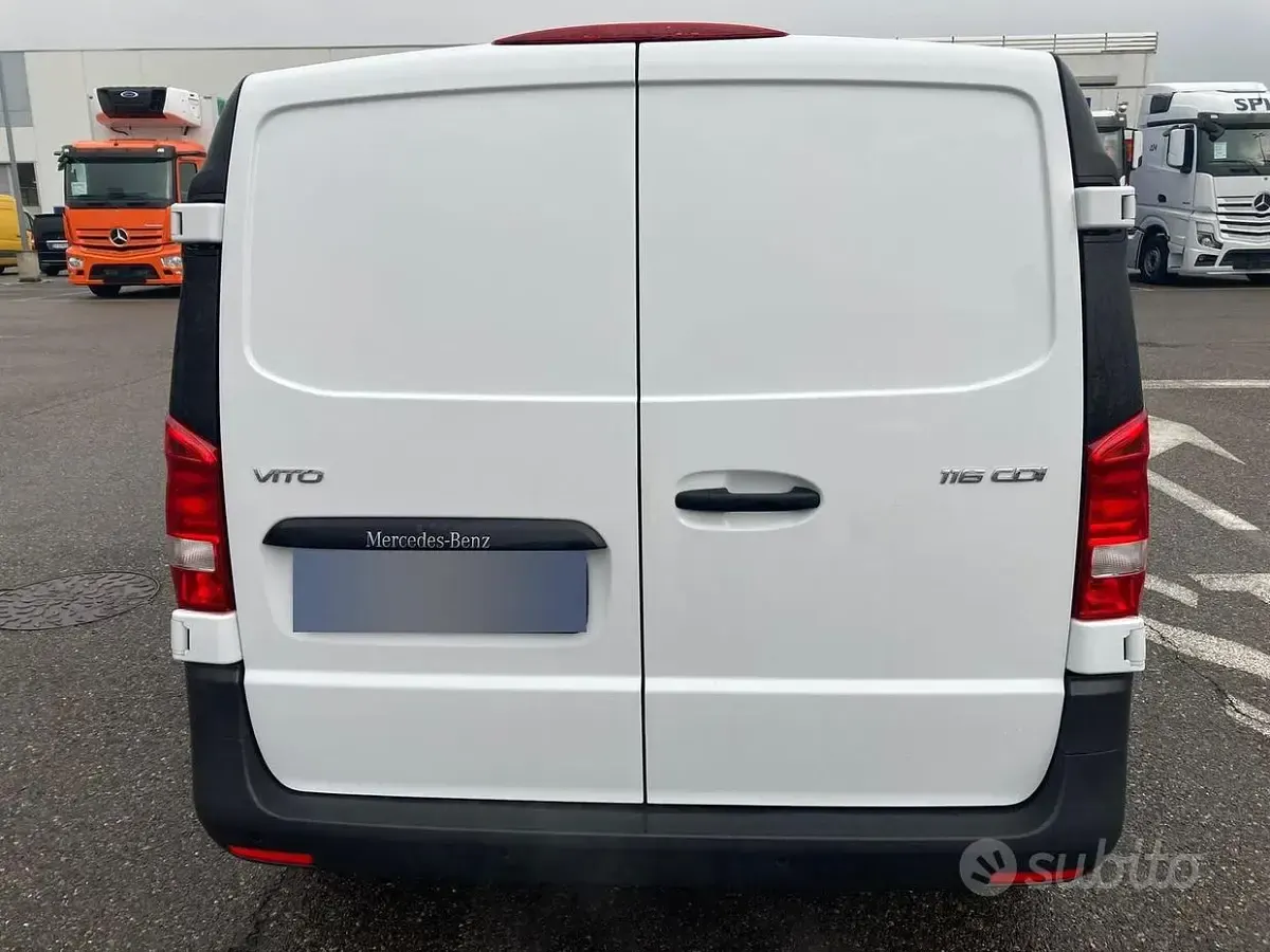 Usata Mercedes Vito 120 CV (88 kW) 2019 Bianco Furgone